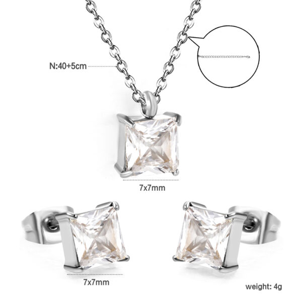 2P2A2211-1- Silver Princess Cut Crystal Jewelry Set
