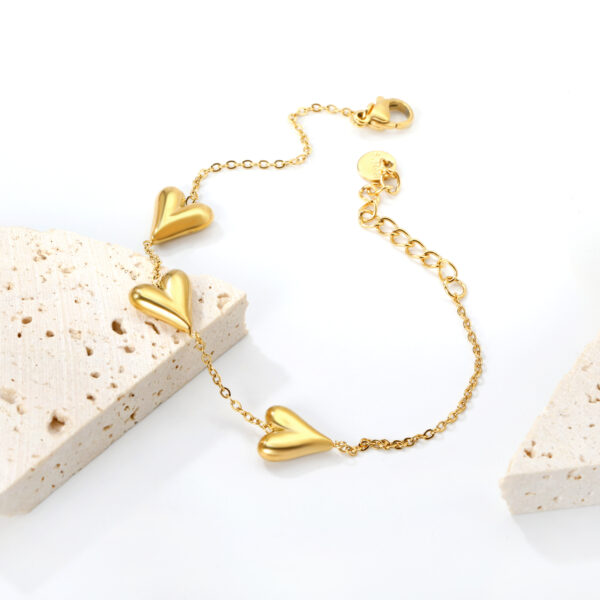 Puffy Heart Station Bracelet