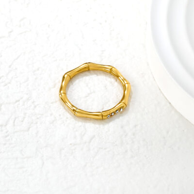 Minimal Crystal Band Ring