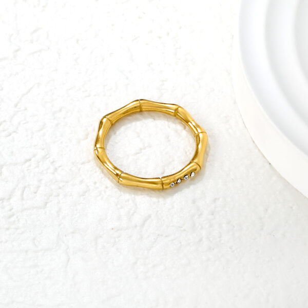Minimal Crystal Band Ring