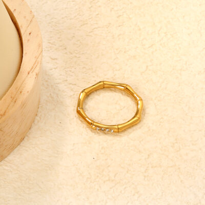 Minimal Crystal Band Ring