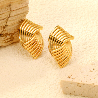 Fan-Shell Stud Earrings