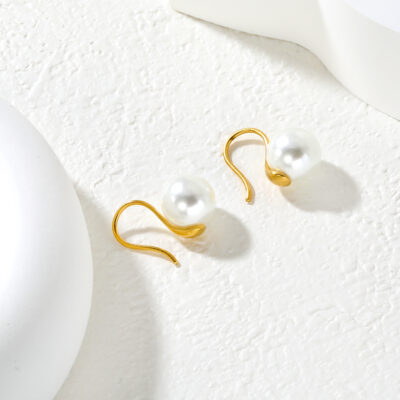 Pearl Drop Hook Earrings
