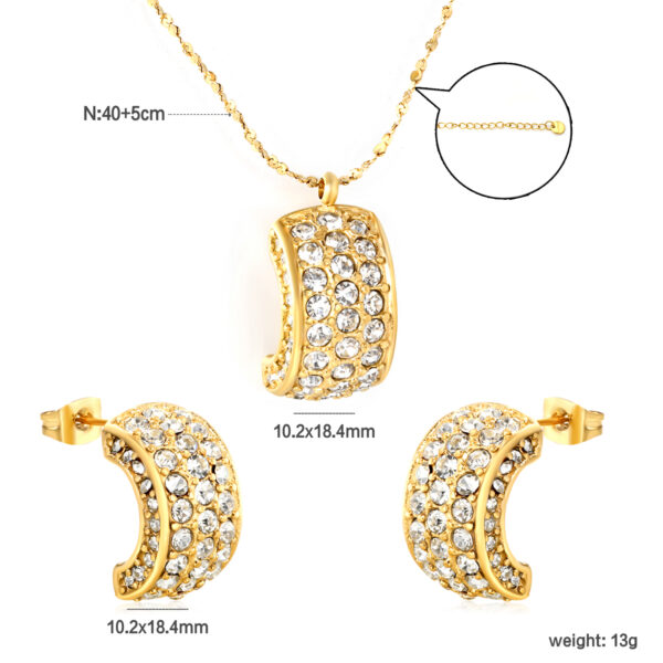 2P2A9640- Crescent Moon Jewelry Set
