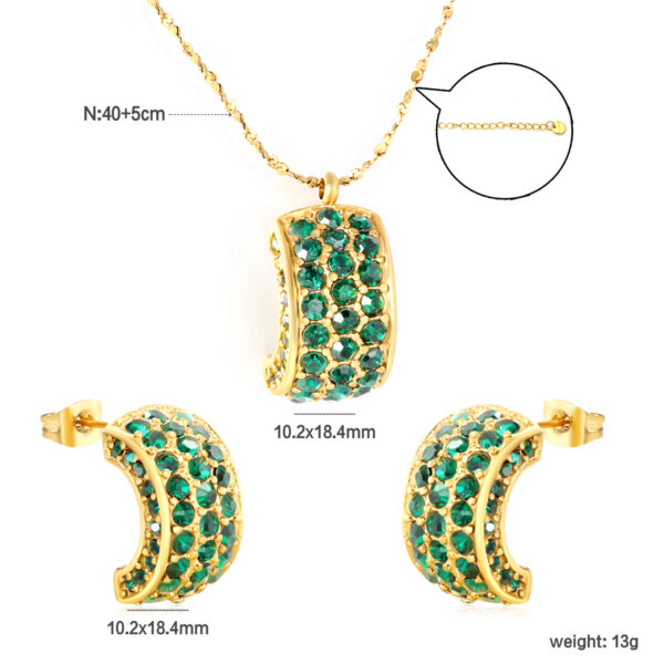 2P2A9641- Crescent Moon Jewelry Set