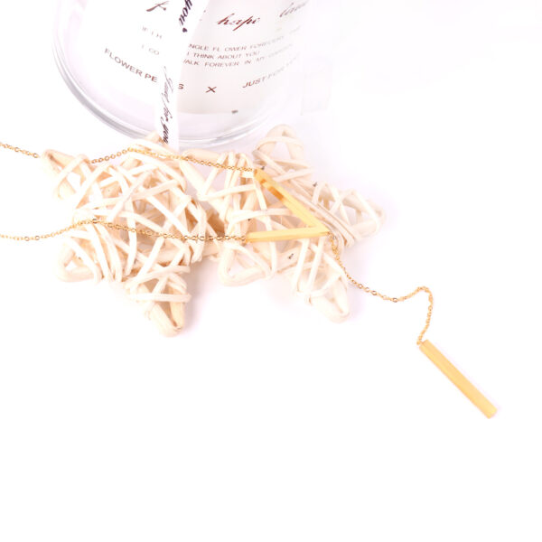 Minimal Bar Lariat Necklace